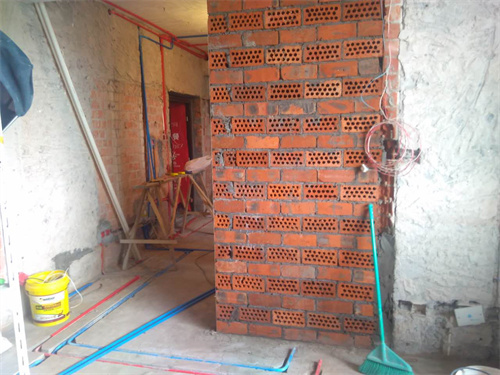 關于室內(nèi)裝修拆除的注意事項