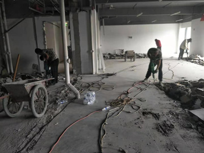 拆墻時(shí)要注意什么？知道這幾點(diǎn)的裝修師傅都說(shuō)內(nèi)行。