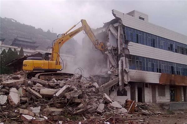 建筑拆除施工要注意哪些事項(xiàng)？