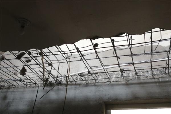 混凝土樓梯拆除應(yīng)該怎么做？混凝土樓梯拆除價格是多少？