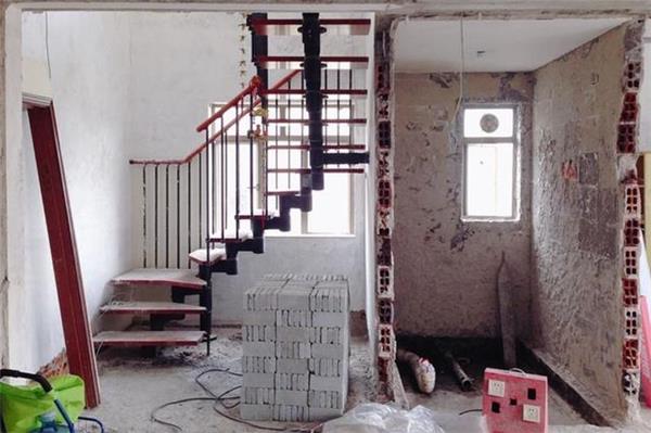 如何在不破壞建筑結(jié)核的前提下拆除含有鋼筋的混泥土樓梯？