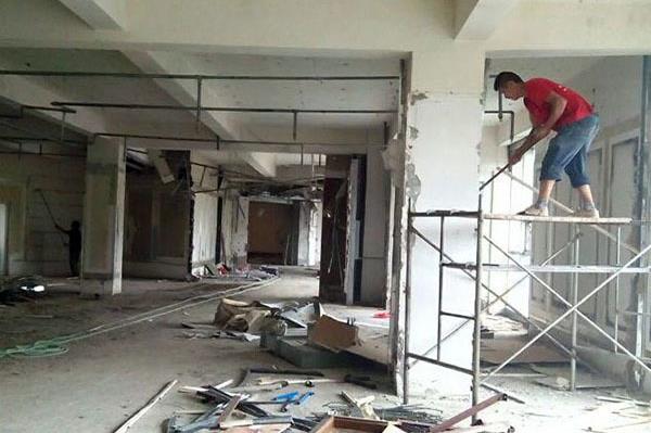 室內(nèi)裝修拆除注意事項。