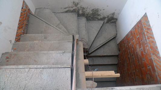 拆除樓梯的費(fèi)用怎么計(jì)算?