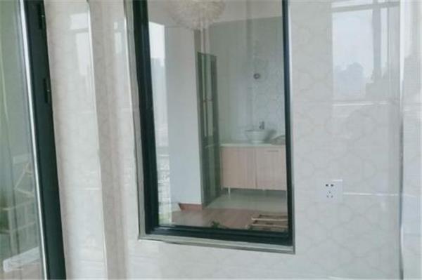 水泥墻的開窗方法。