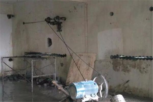 專業(yè)承攬墻體切割、樓板切割、建筑拆除工程。