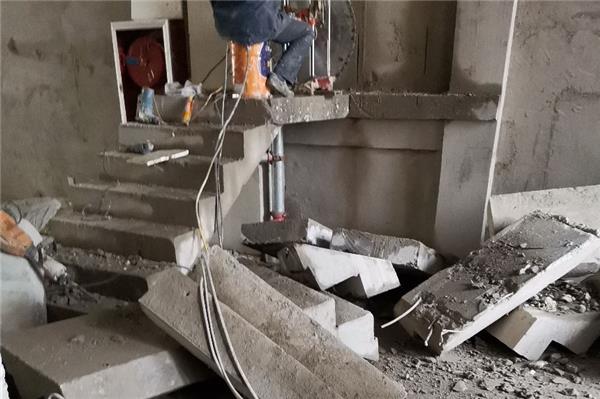 如何拆除混凝土墻，切割拆除樓梯的方法有哪些？