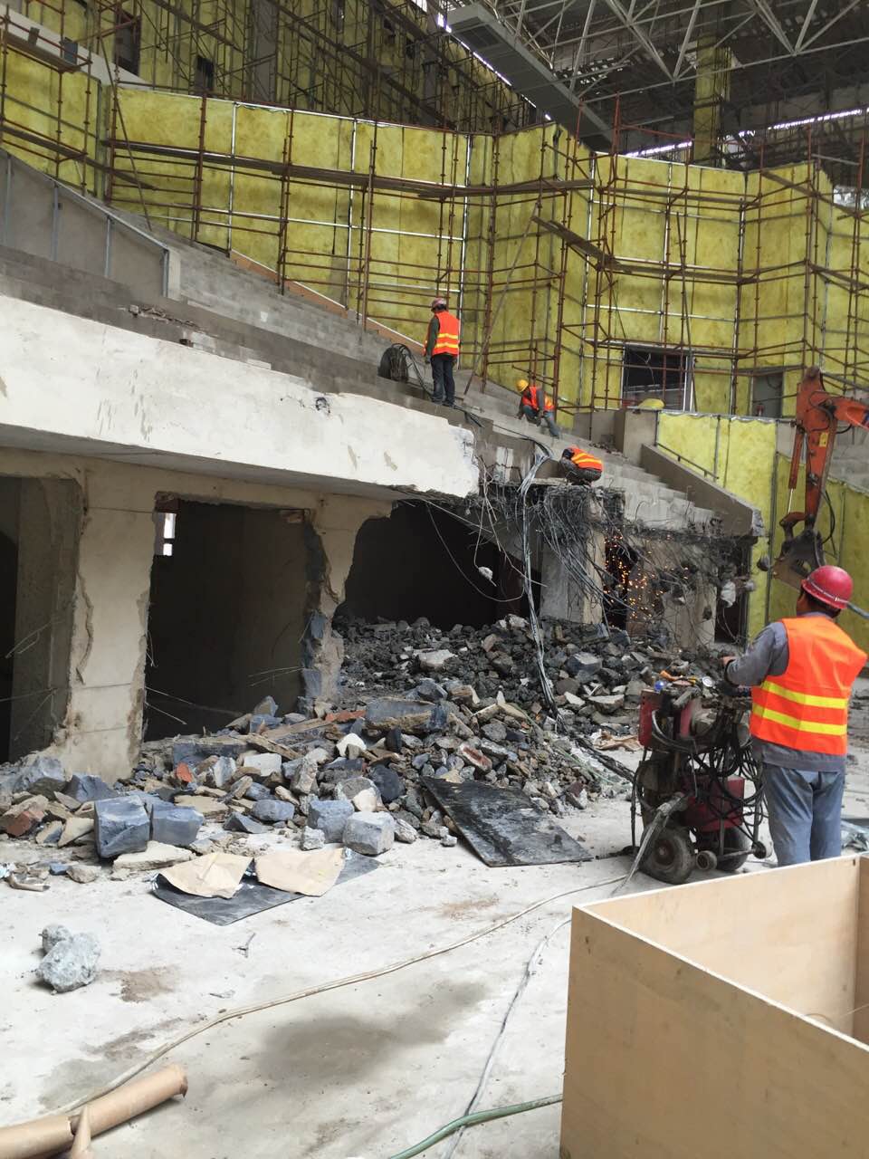 工程拆除，工裝拆除，商場改造拆除工程