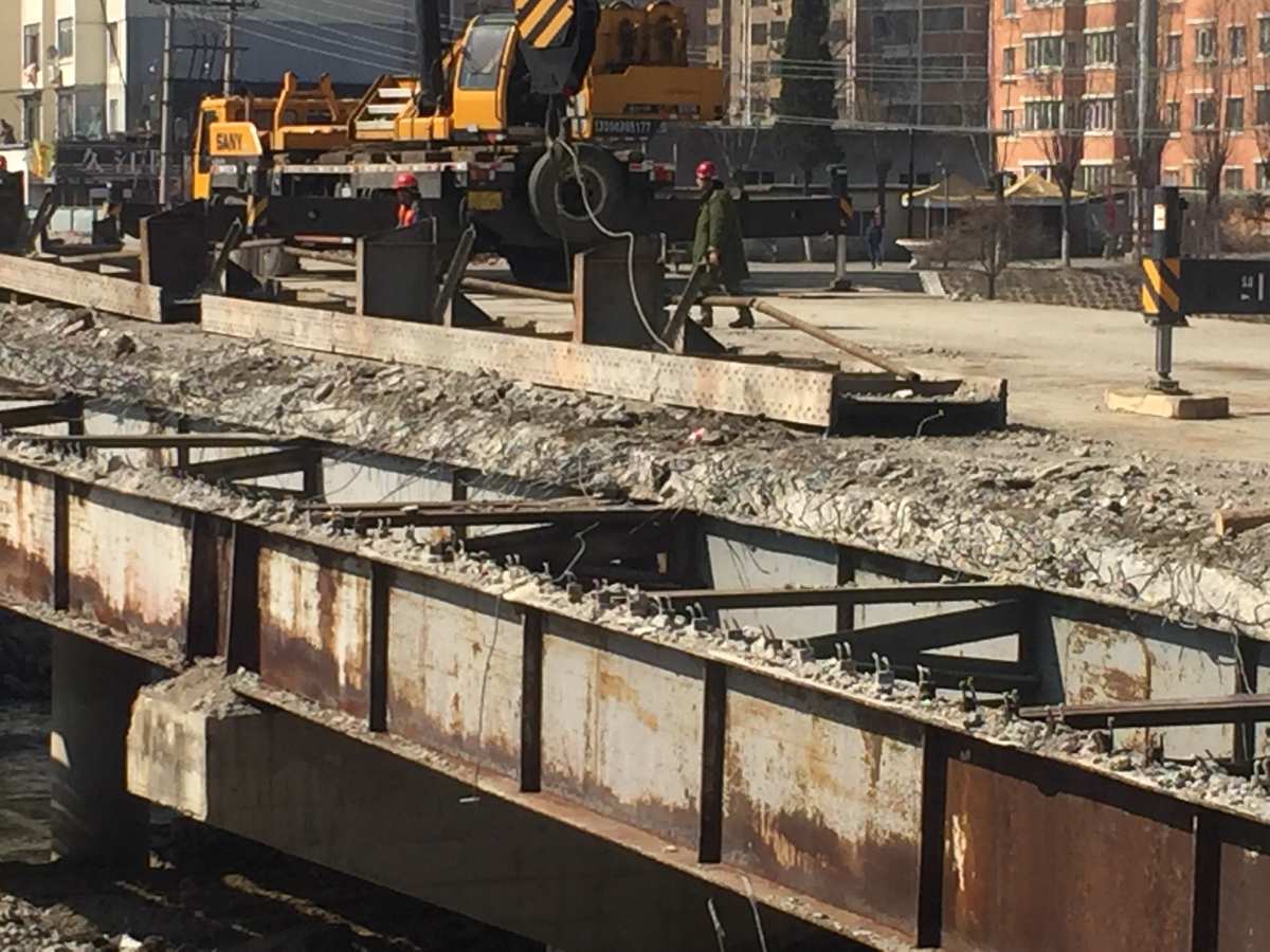 橋梁拆除，混凝土拆除工程