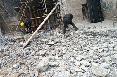 混凝土墻體拆除技巧與成本解析：每平米價格全面揭秘