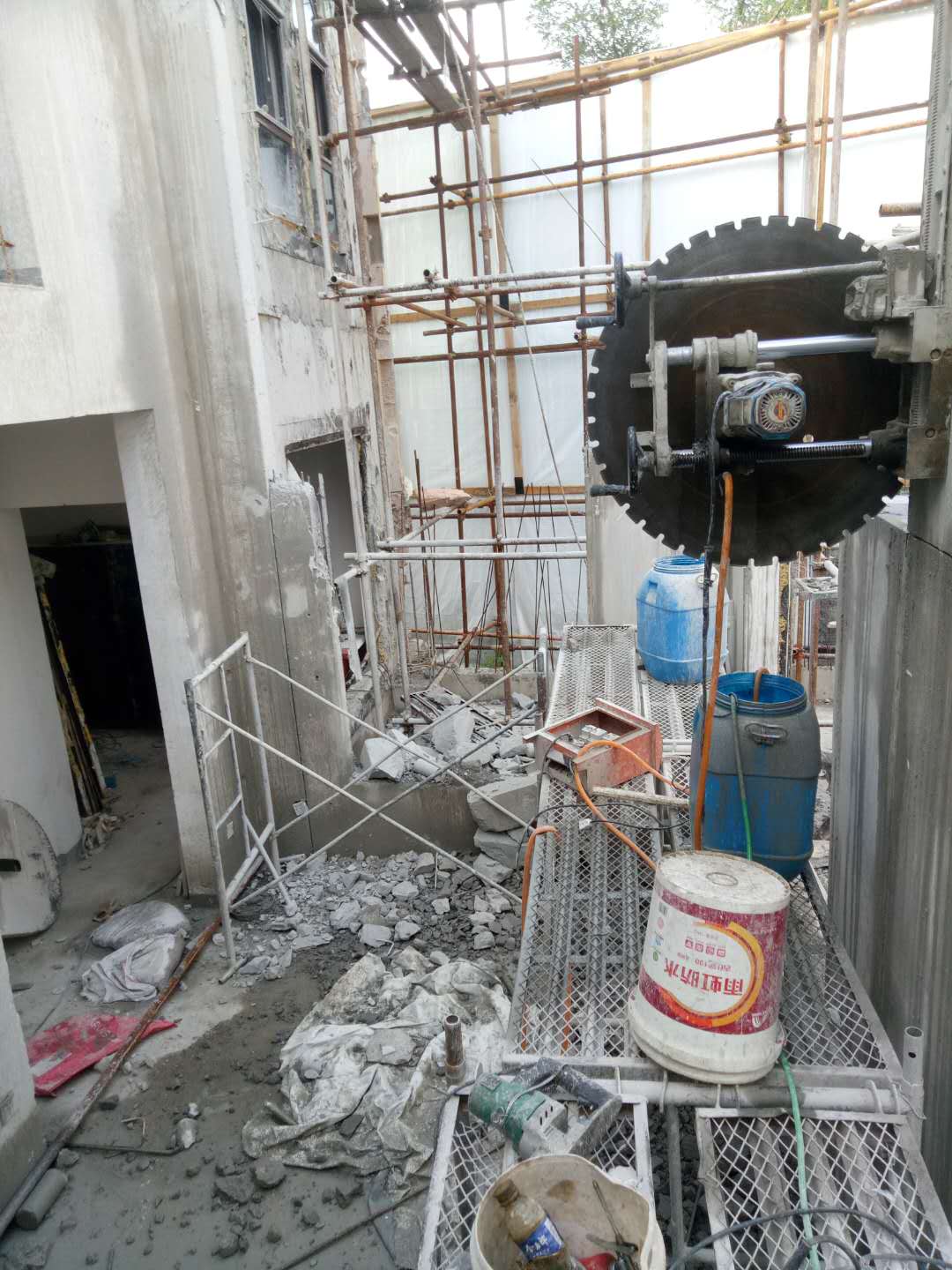 混凝土墻體切割拆除需要多少錢一立方？